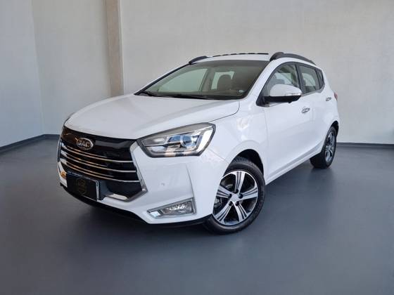 JAC T40 1.6 16V GASOLINA PLUS 4P CVT